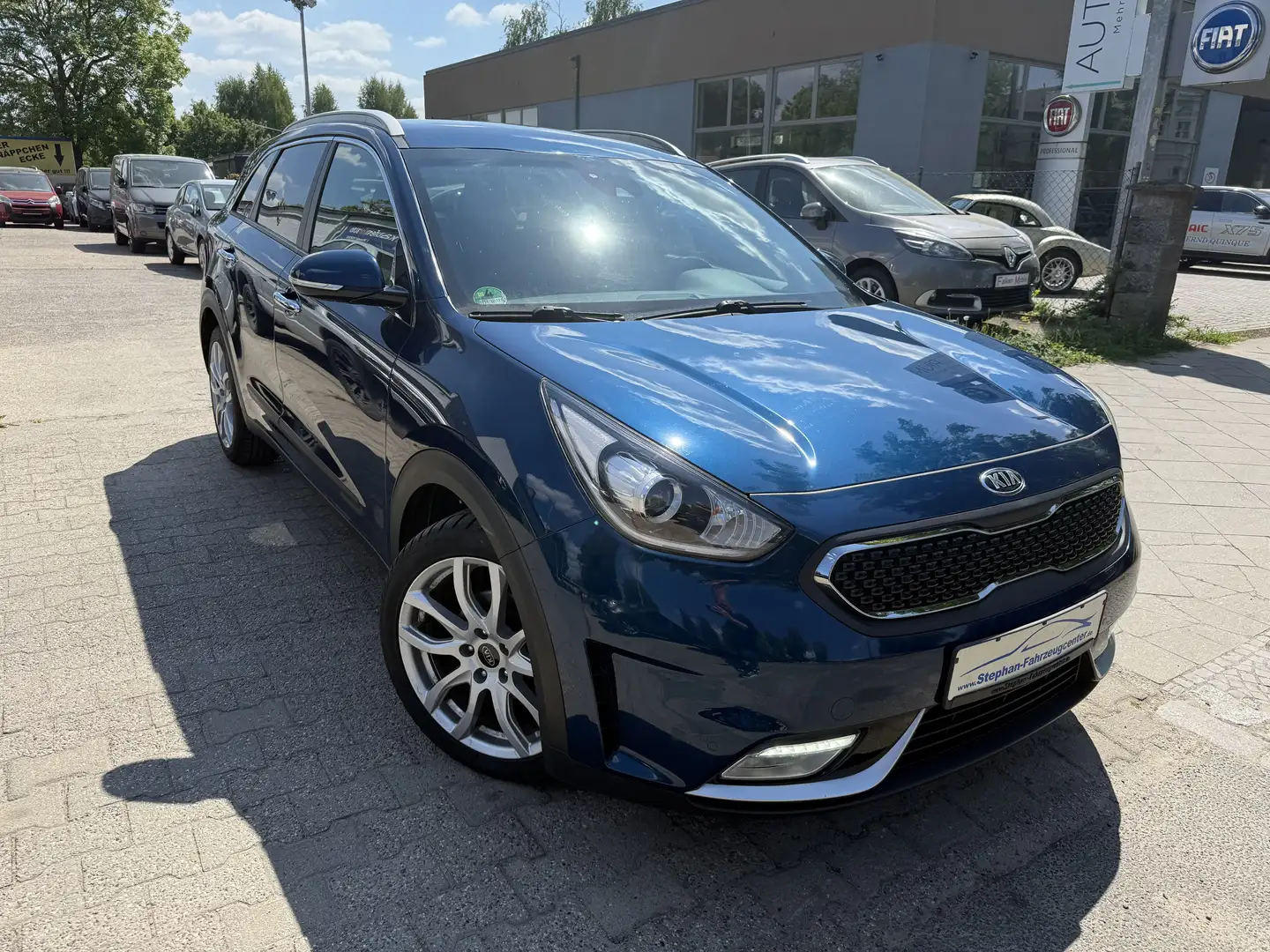 Kia Niro Spirit Hybrid Automatik mit Klima/Navi/PDC/Kamera/ Blau - 1