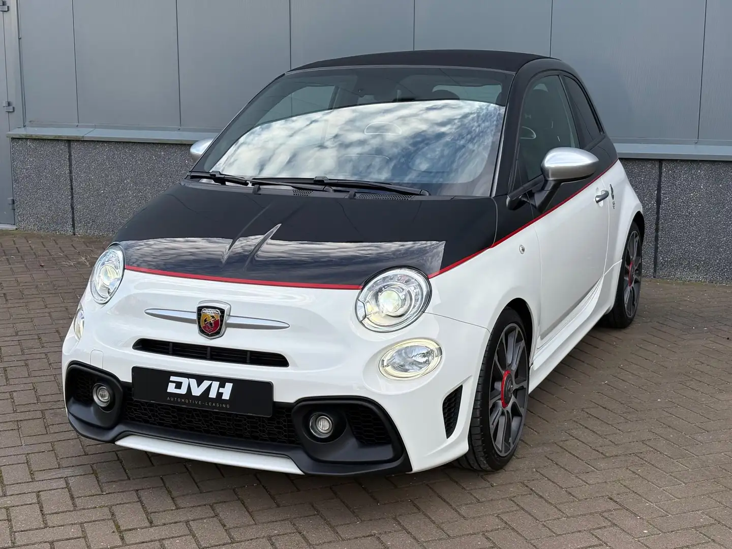 Abarth 595 Turismo 1.4 T-Jet 165pk BEATS | BI-XENON | LEER - 2