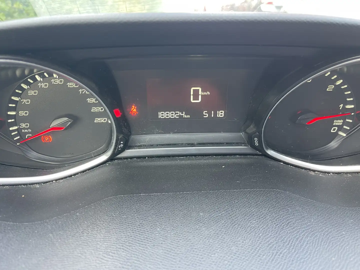 Peugeot 308 SW 1.6 BlueHDi - 1