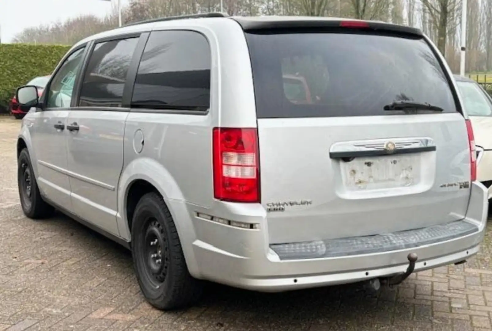 Chrysler Grand Voyager Voyager 3.8 Automatik Limited Plateado - 1