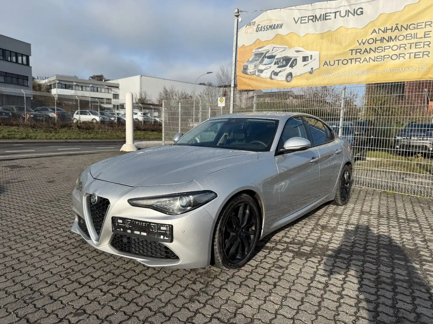Alfa Romeo Giulia 2.2 JTDM Super Navi T-Leder Automatik RFK Silber - 1