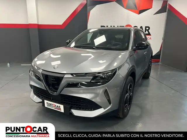 Alfa Romeo Junior Junior 1.2 ibrida Speciale 145cv edct6 PROMO FLEX
