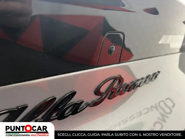 Alfa Romeo Junior view 7