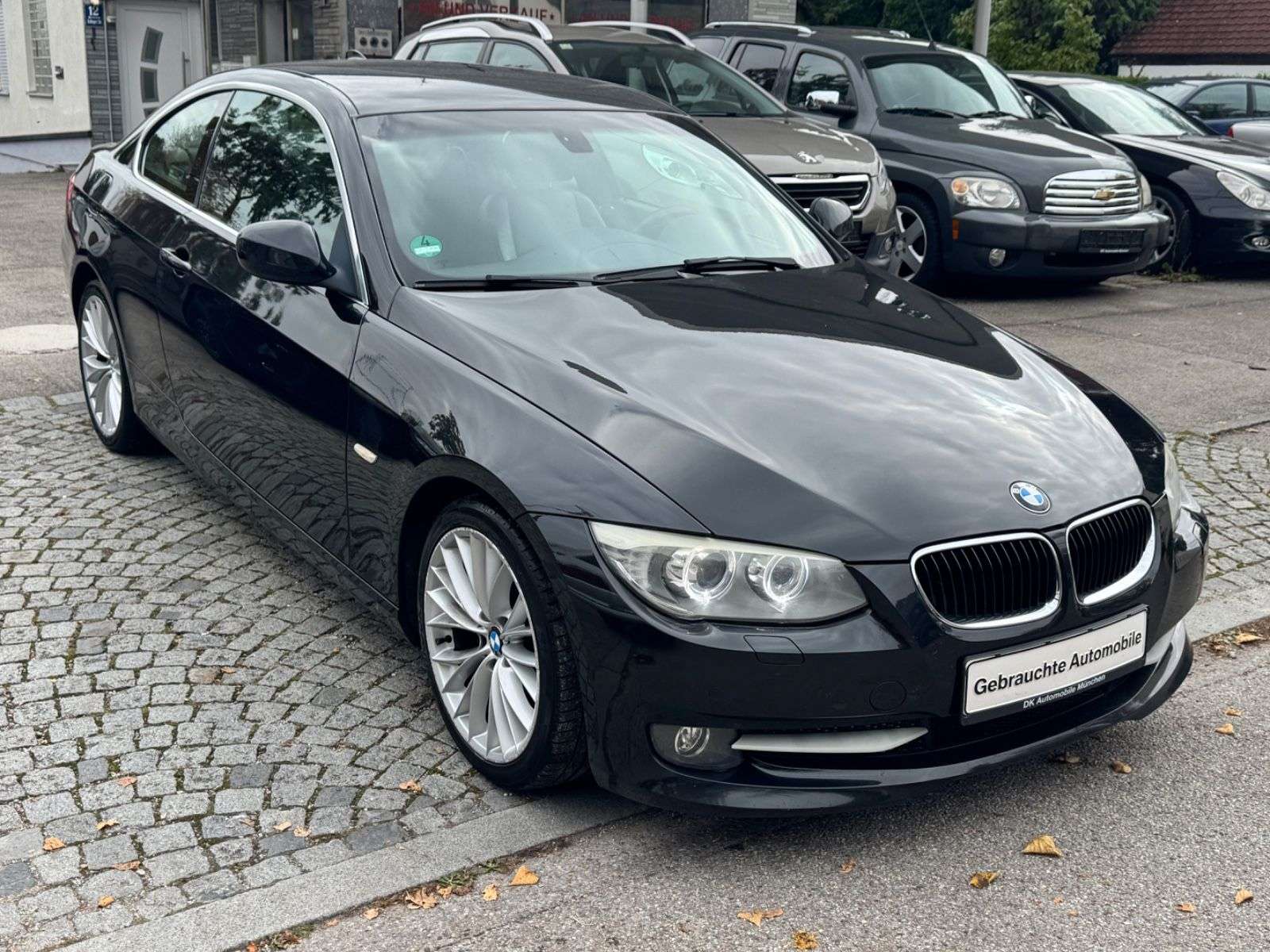 Second hand Bmw 3 Series 320