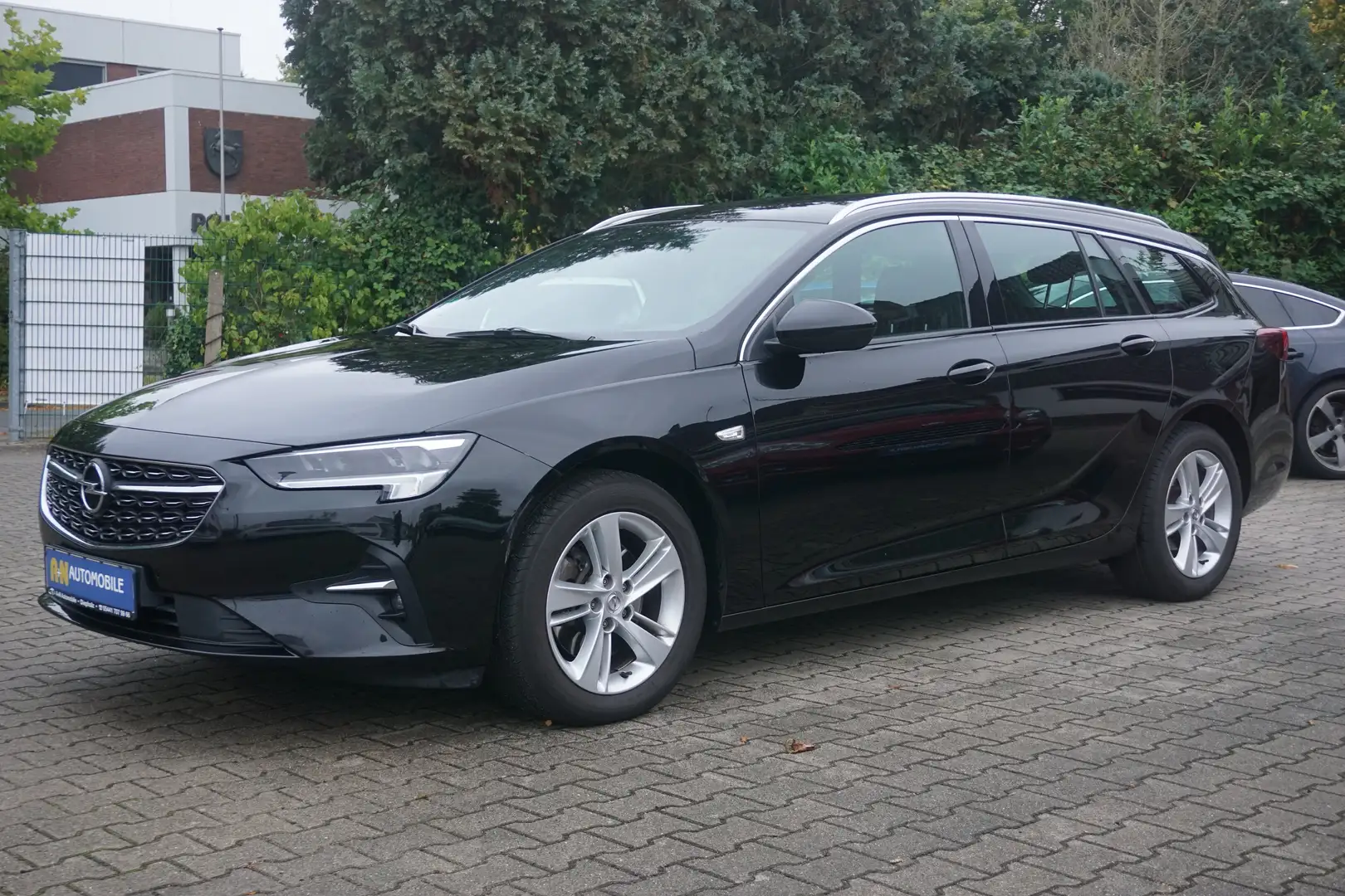 Opel Insignia Sport Business 2.0/Automatik/navi/EURO6/Scheckheft Schwarz - 2