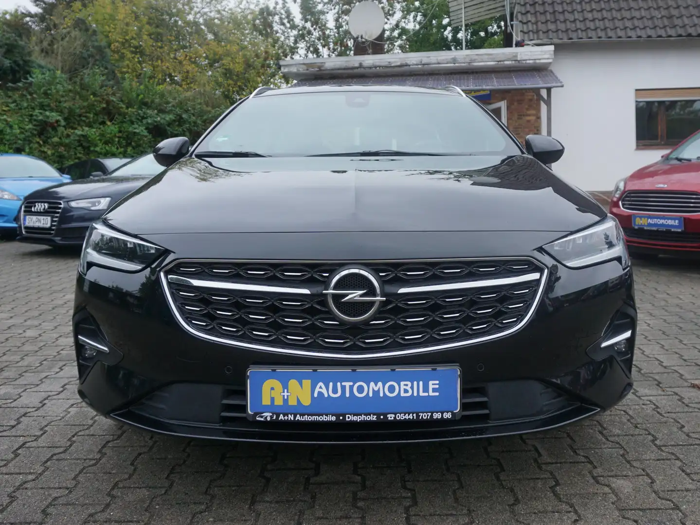 Opel Insignia Sport Business 2.0/Automatik/navi/EURO6/Scheckheft Schwarz - 1