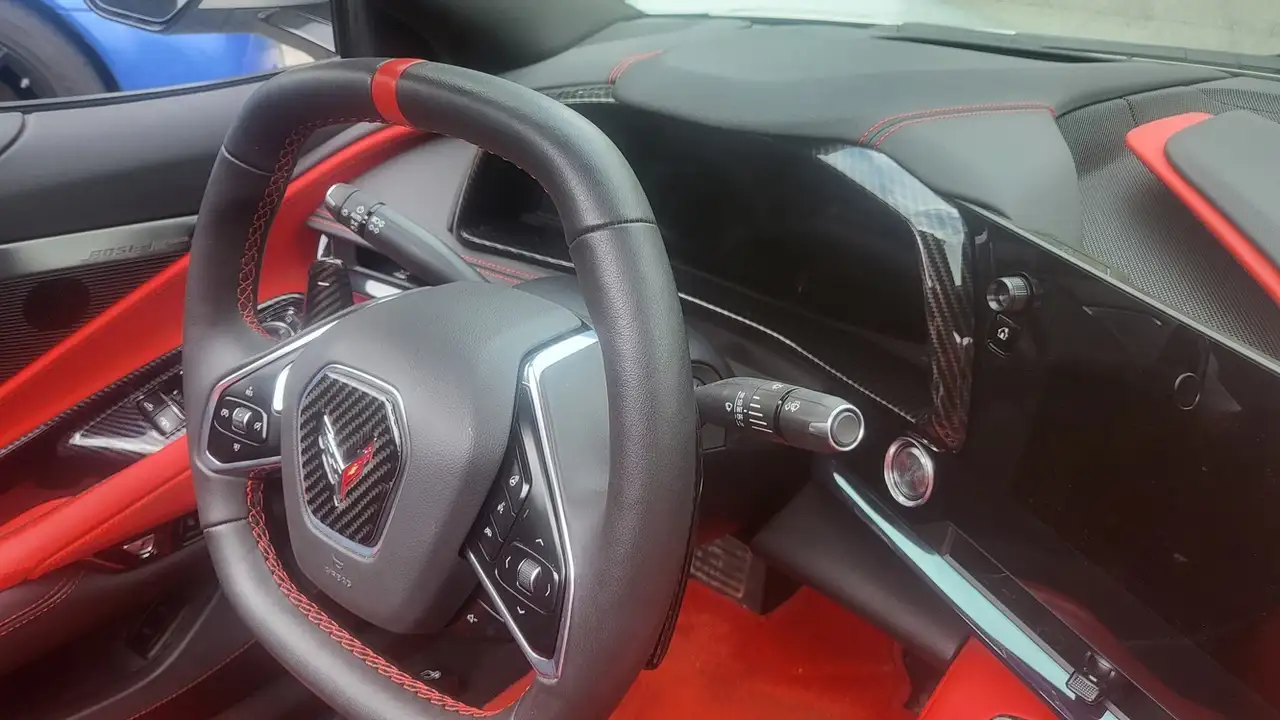 Chevrolet Corvette снимка Chevrolet Corvette