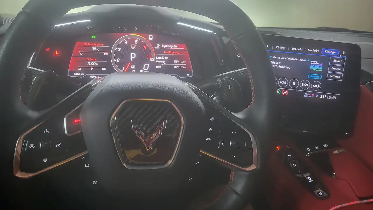 Chevrolet Corvette снимка Chevrolet Corvette