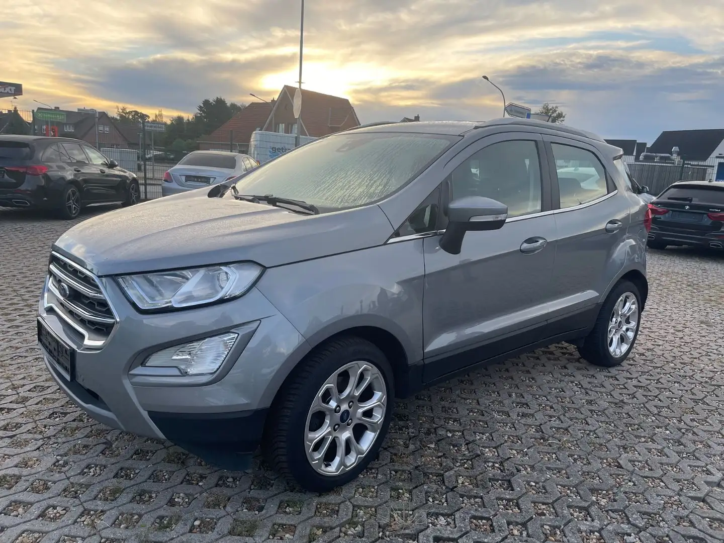 Ford EcoSport Titanium -ACC-Navi-Kamera-Totw.-DAB-17Z Silber - 1