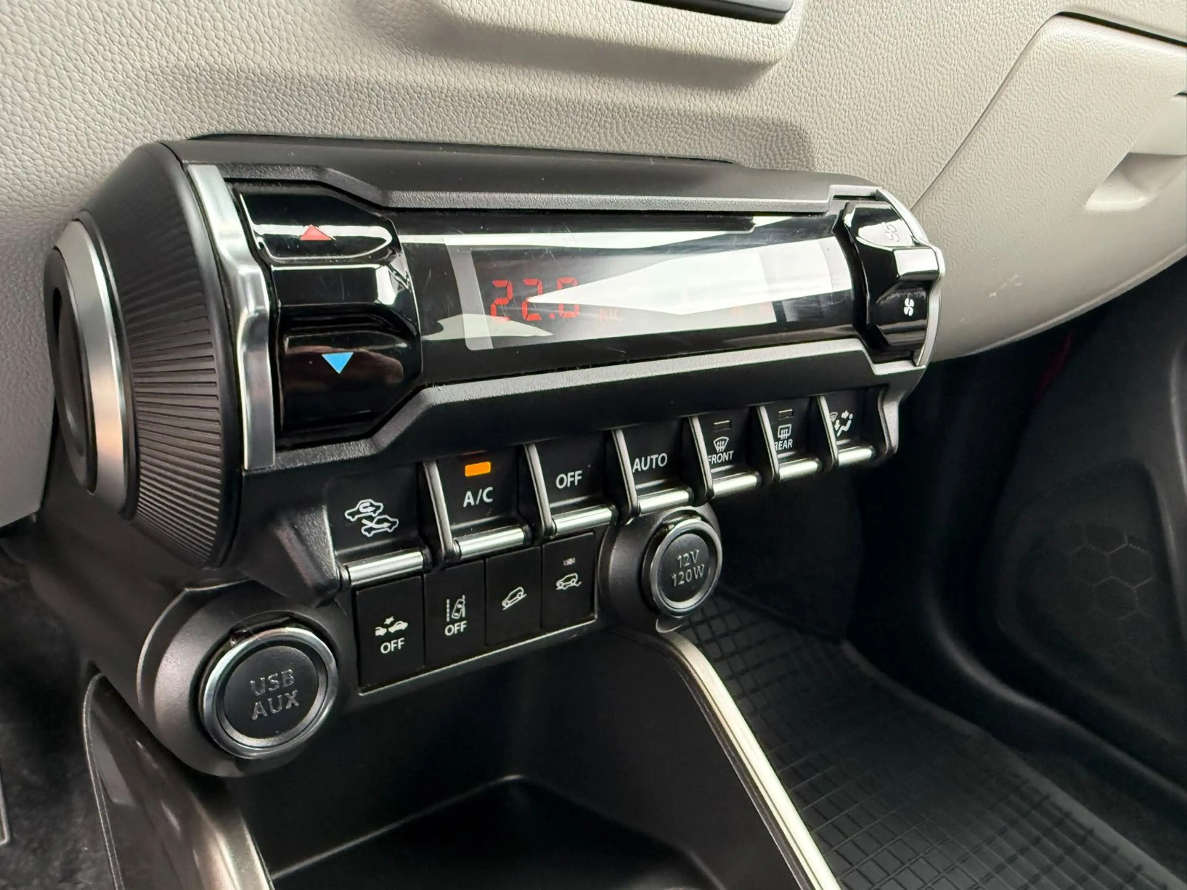 Suzuki Ignis Comfort 4x4 — photo 7