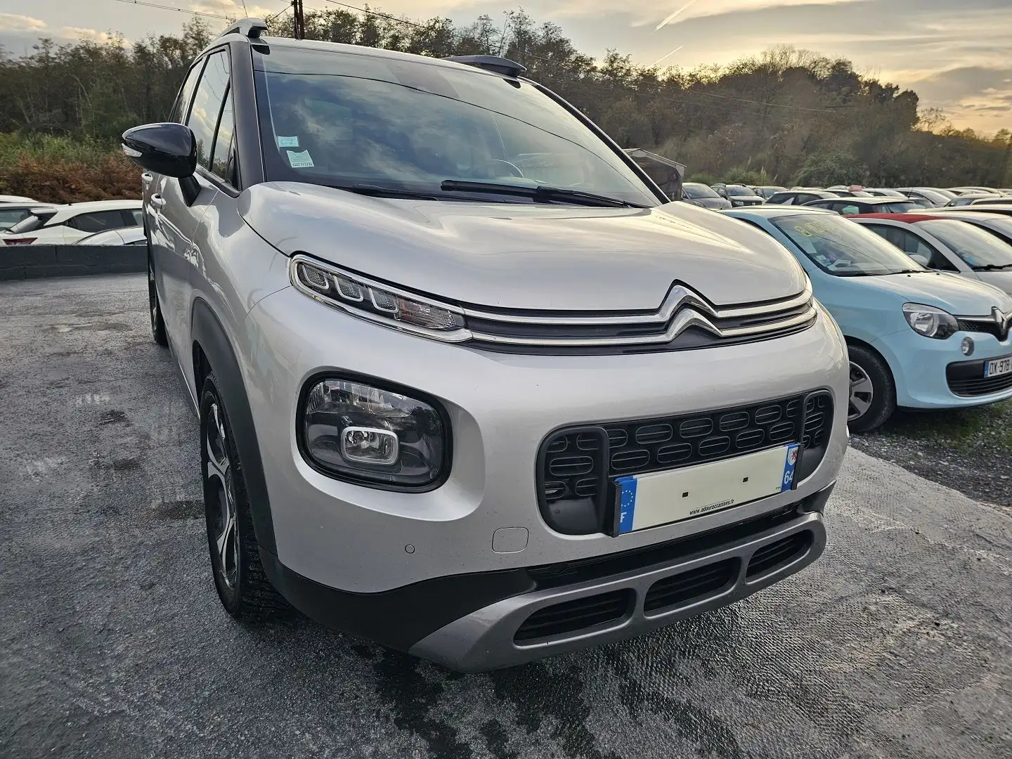 Citroen C3 Aircross PURETECH 110CH S\u0026S SHINE BUSINESS E6.D Gris - 1