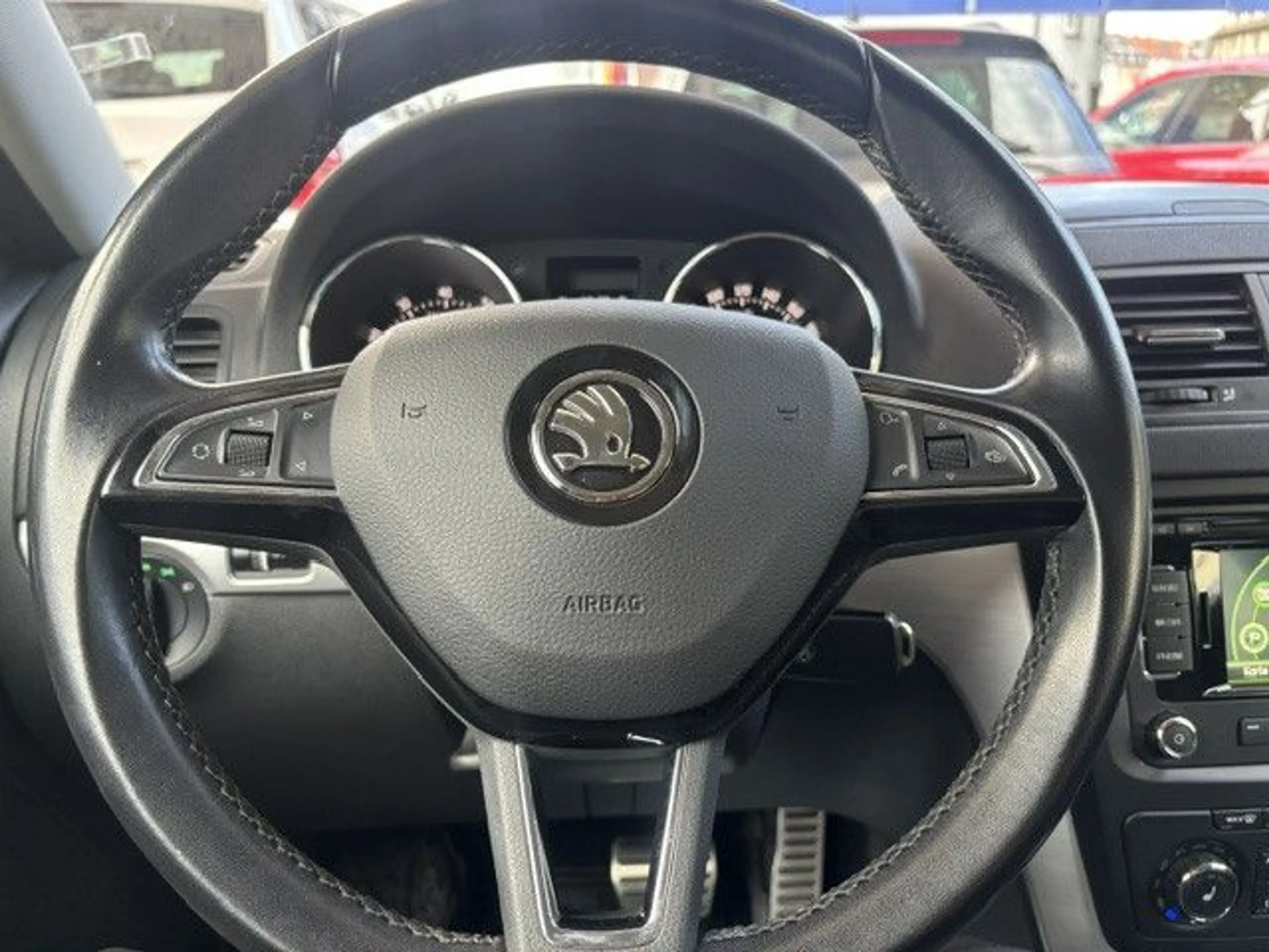 Skoda Yeti Ambition Outdoor 4x4*AHK*NAVI*SHZ*XENON* — photo 15