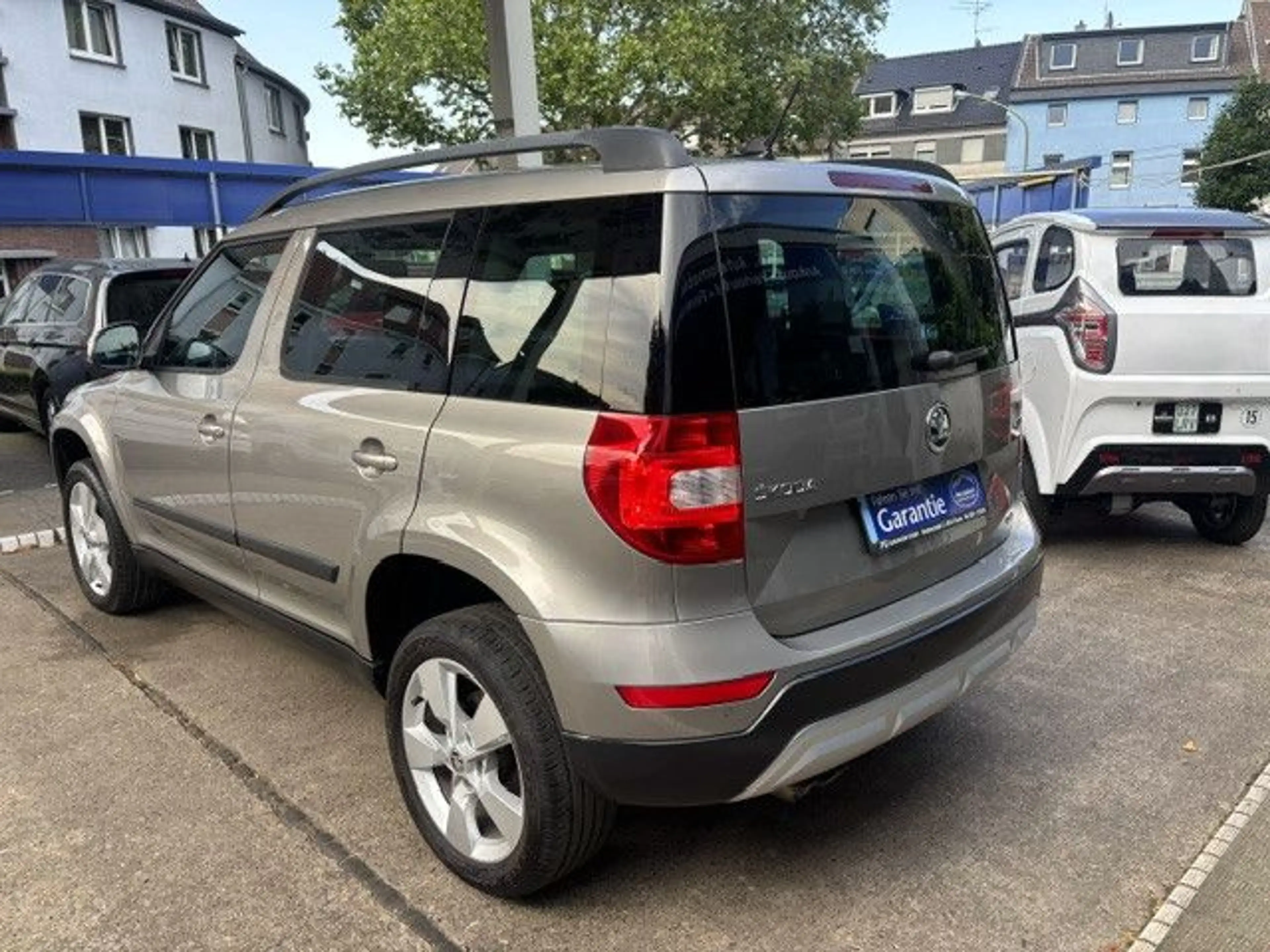 Skoda Yeti Ambition Outdoor 4x4*AHK*NAVI*SHZ*XENON* — photo 5