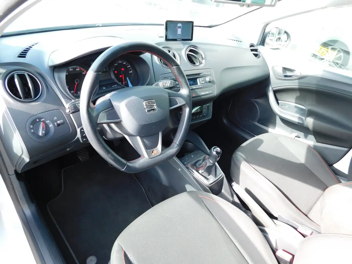 SEAT Ibiza 1.2TSI 86PK FR!! All-in Prijs! Bianco - 2