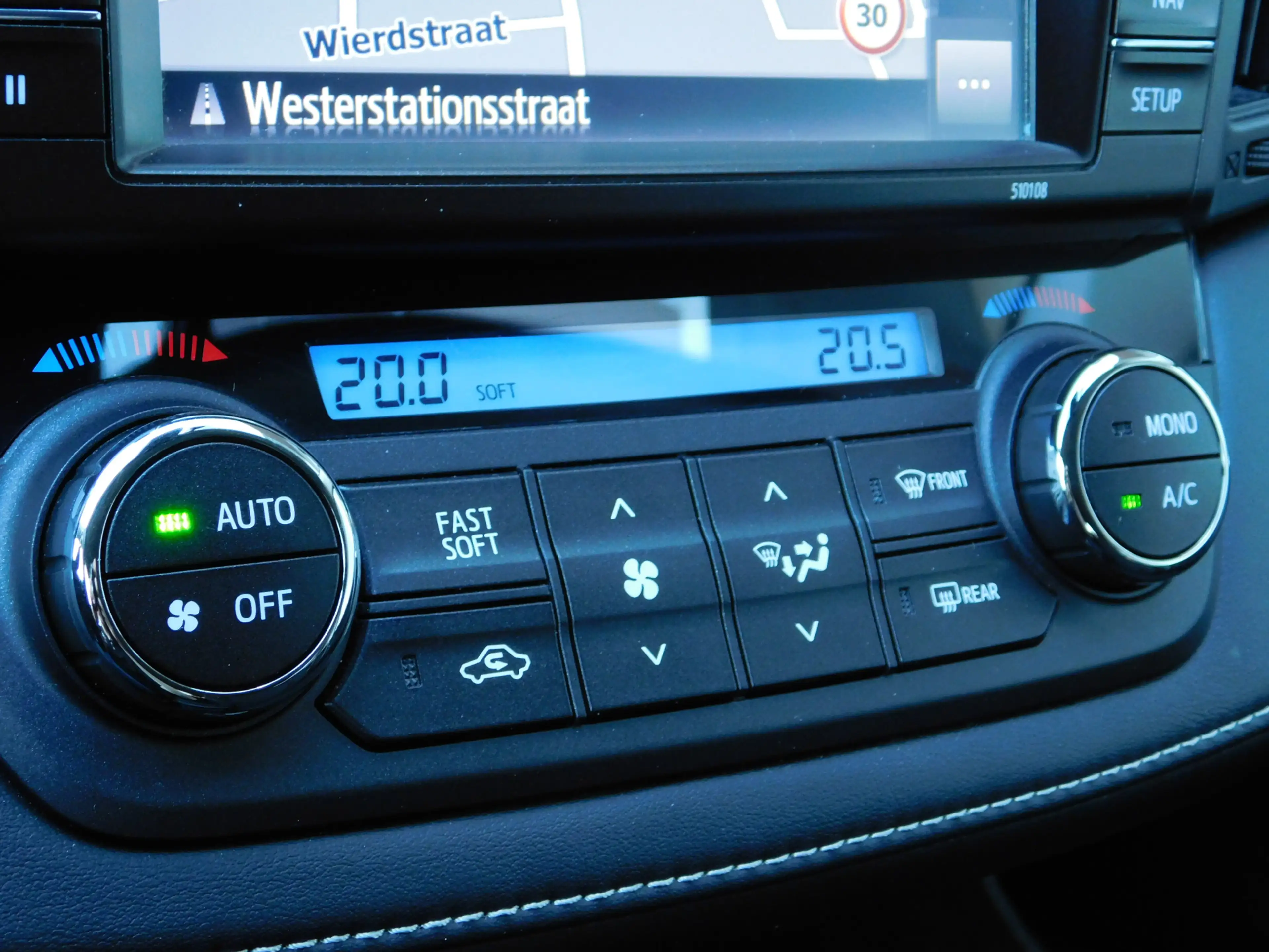 Toyota RAV 4 2.5 Hybrid AWD Dynamic | 1.650KG Trekgewicht — photo 23