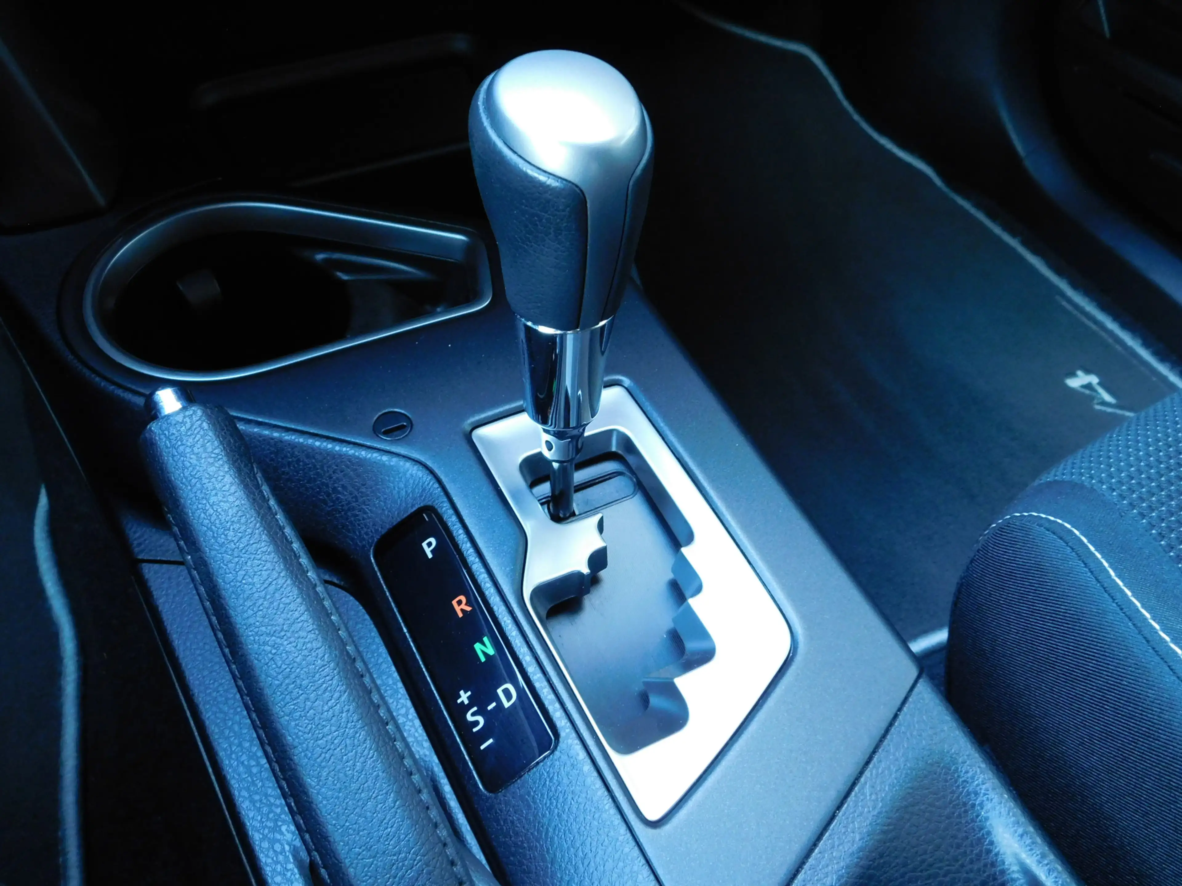 Toyota RAV 4 2.5 Hybrid AWD Dynamic | 1.650KG Trekgewicht — photo 18