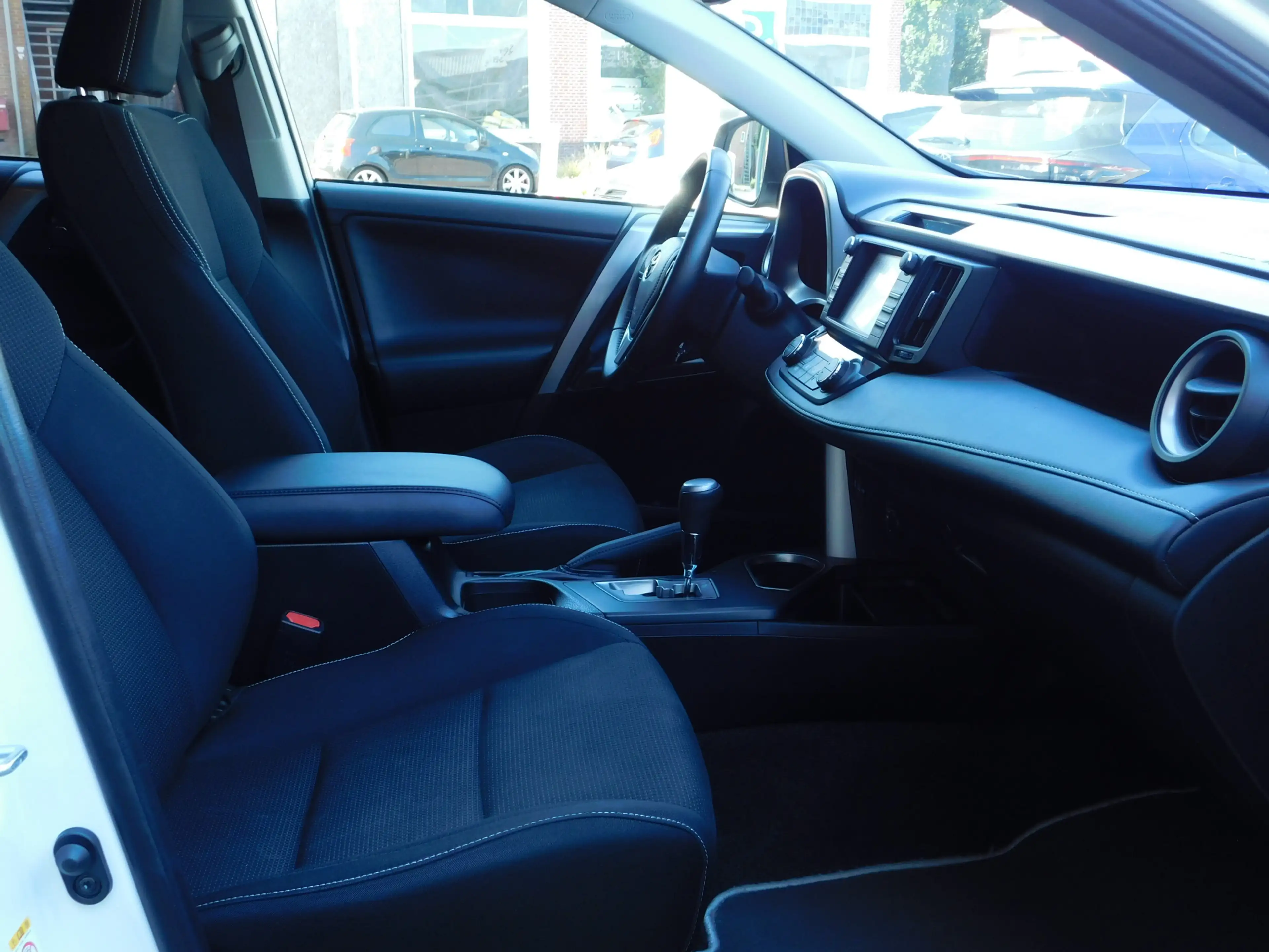 Toyota RAV 4 2.5 Hybrid AWD Dynamic | 1.650KG Trekgewicht — photo 13