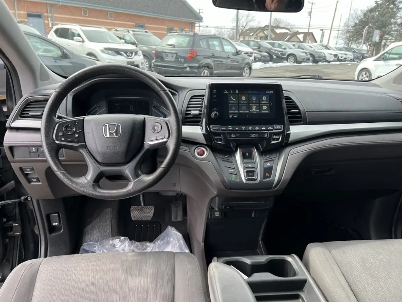 Honda Odyssey снимка Honda Odyssey