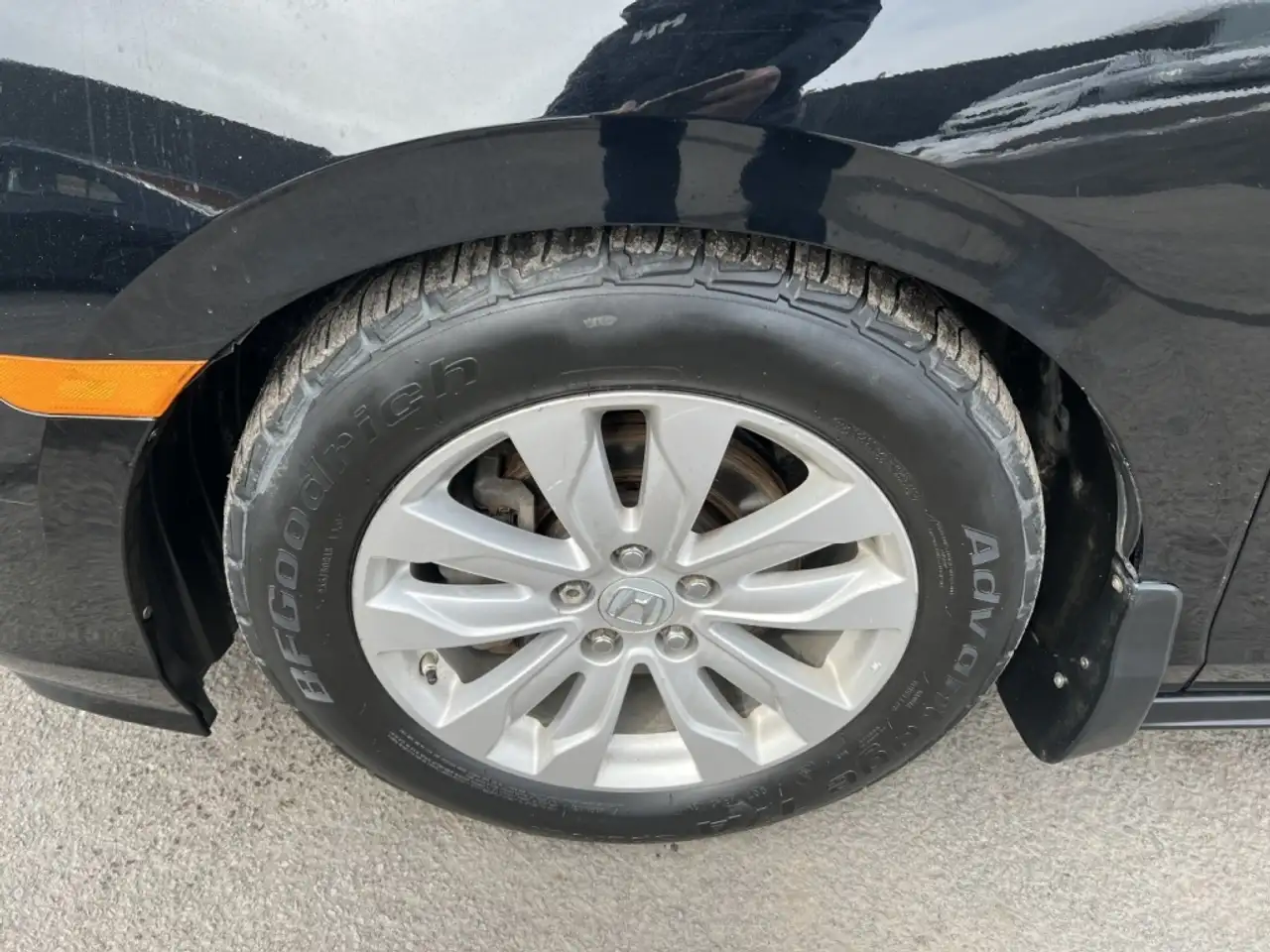 Honda Odyssey снимка Honda Odyssey