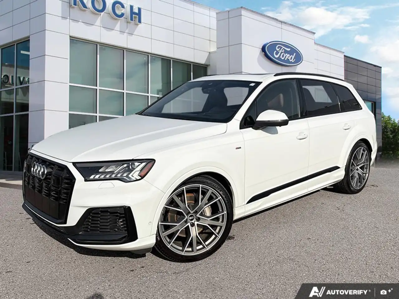 2021 Audi Q7 fotografie 2021 Audi Q7