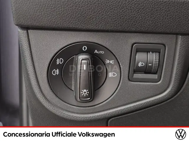 Volkswagen Taigo view 19
