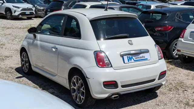 Fiat 500 view 3