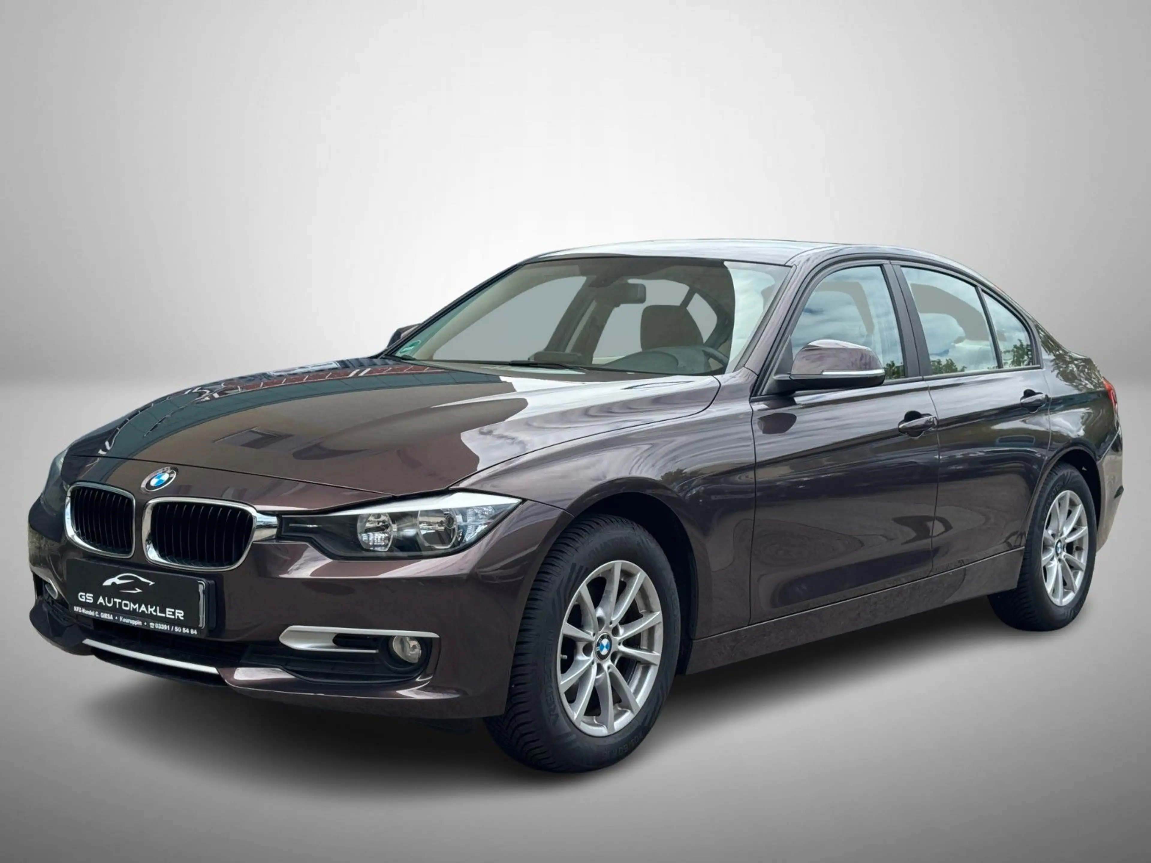 BMW 316 i Limousine Sonderlack Leder
