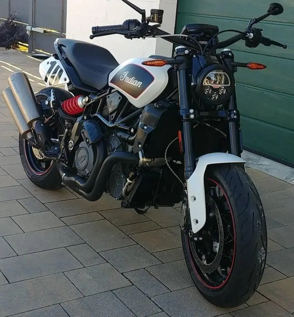 Indian FTR 1200 Alb - 1