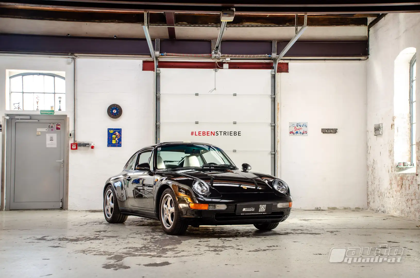 Porsche 911 993 Carrera 2 Coupé - SD - Schalter Schwarz - 2