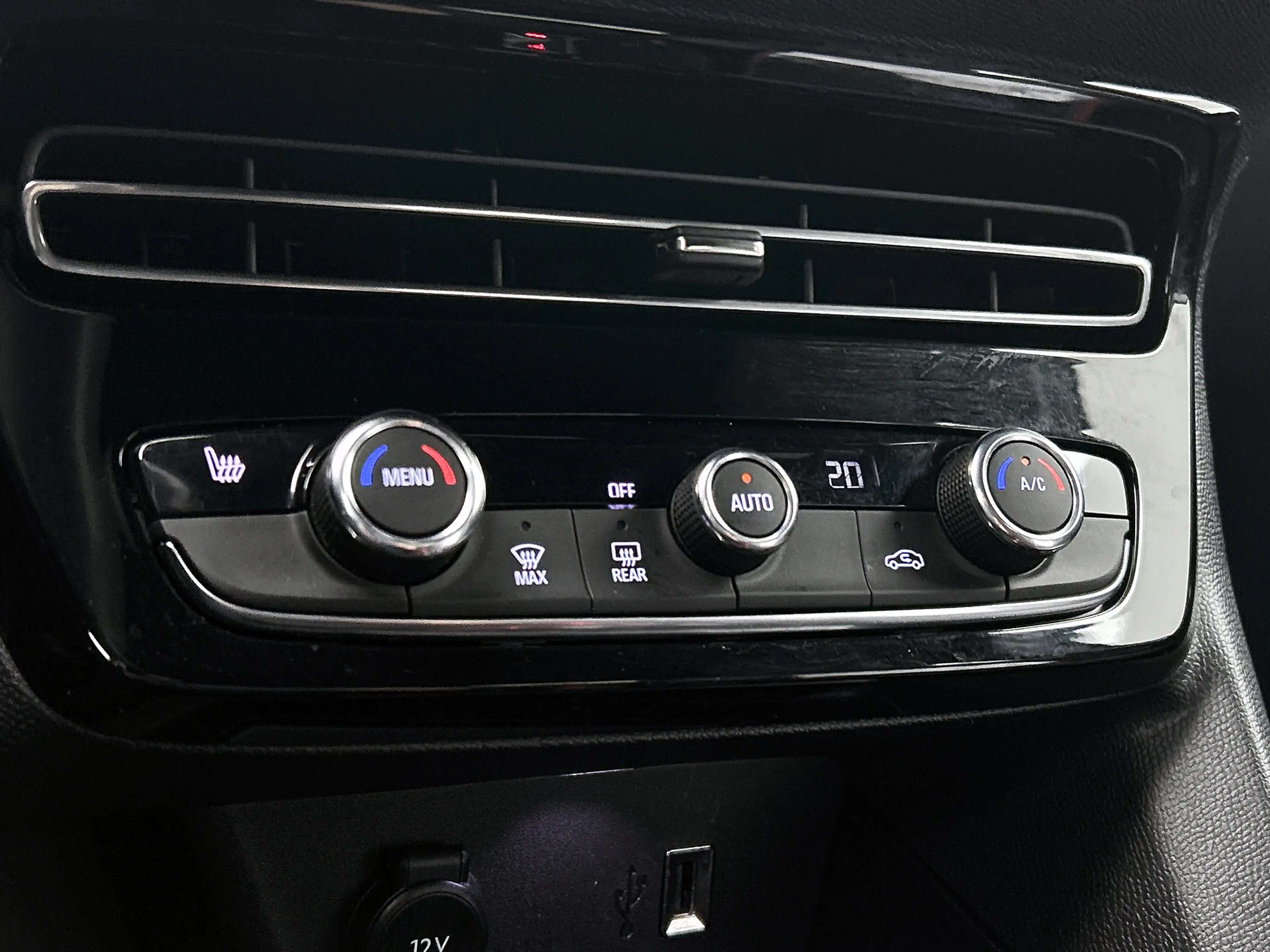 Opel Mokka-E Ultimate 50-kWh 11kw bl. | Afneembare Trekhaak | S — photo 11