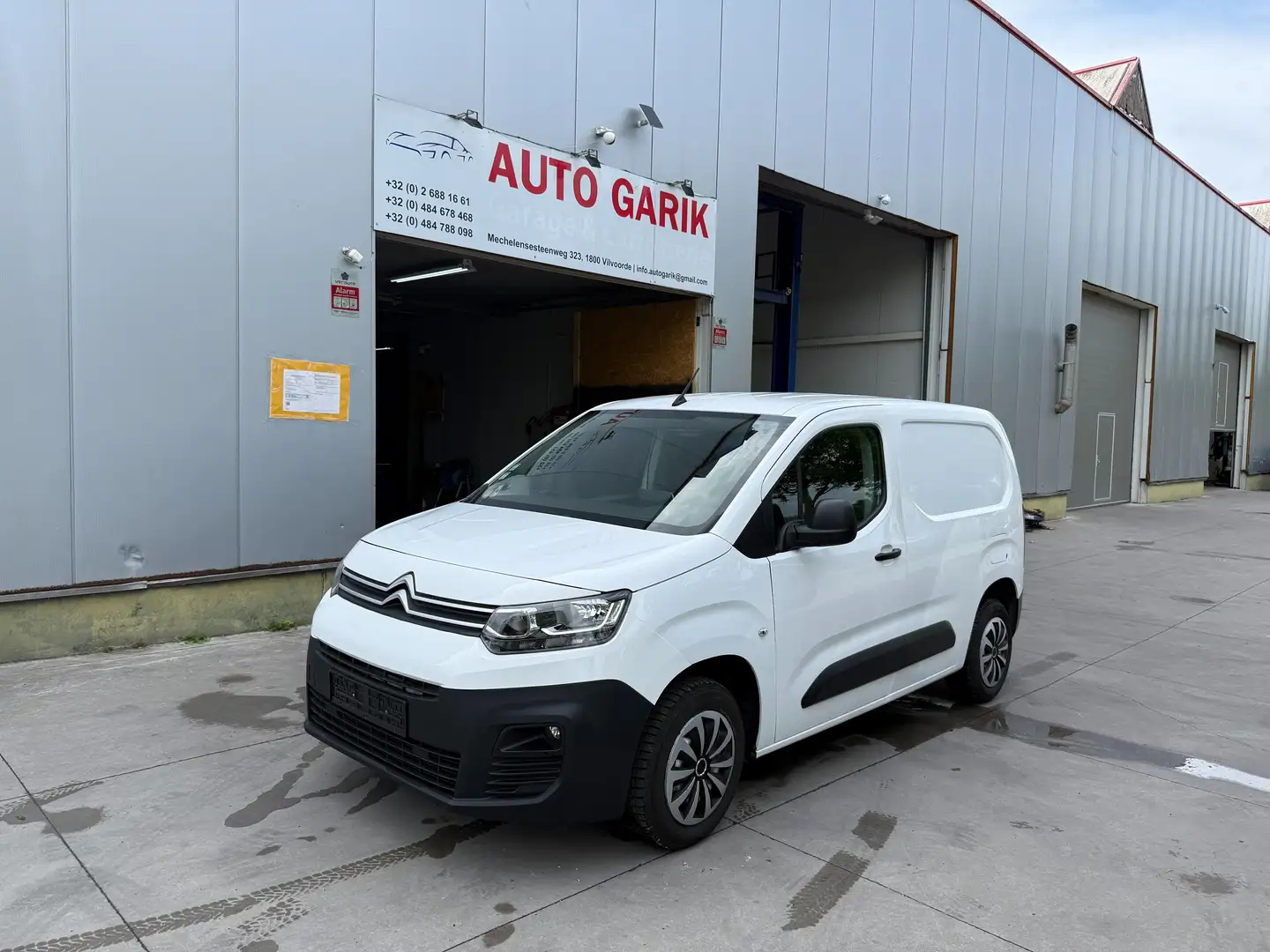 Citroen Berlingo 1.5 BlueHDi M Light Club (6.2) Blanc - 1