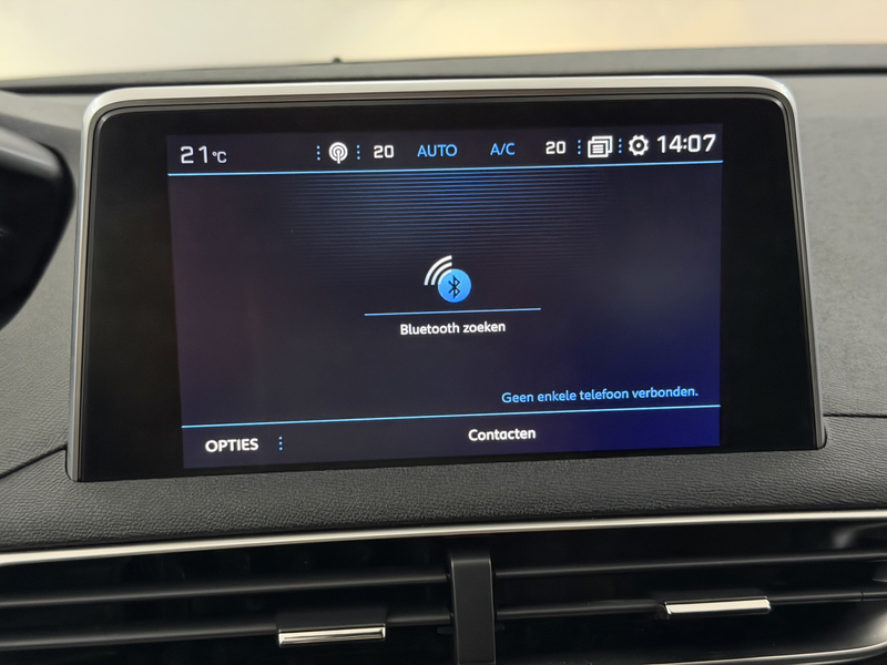 Peugeot 5008 1.2 PureTech Allure 7P Camera, Navi, Cruise contro — photo 24