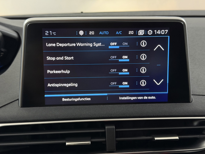 Peugeot 5008 1.2 PureTech Allure 7P Camera, Navi, Cruise contro — photo 22