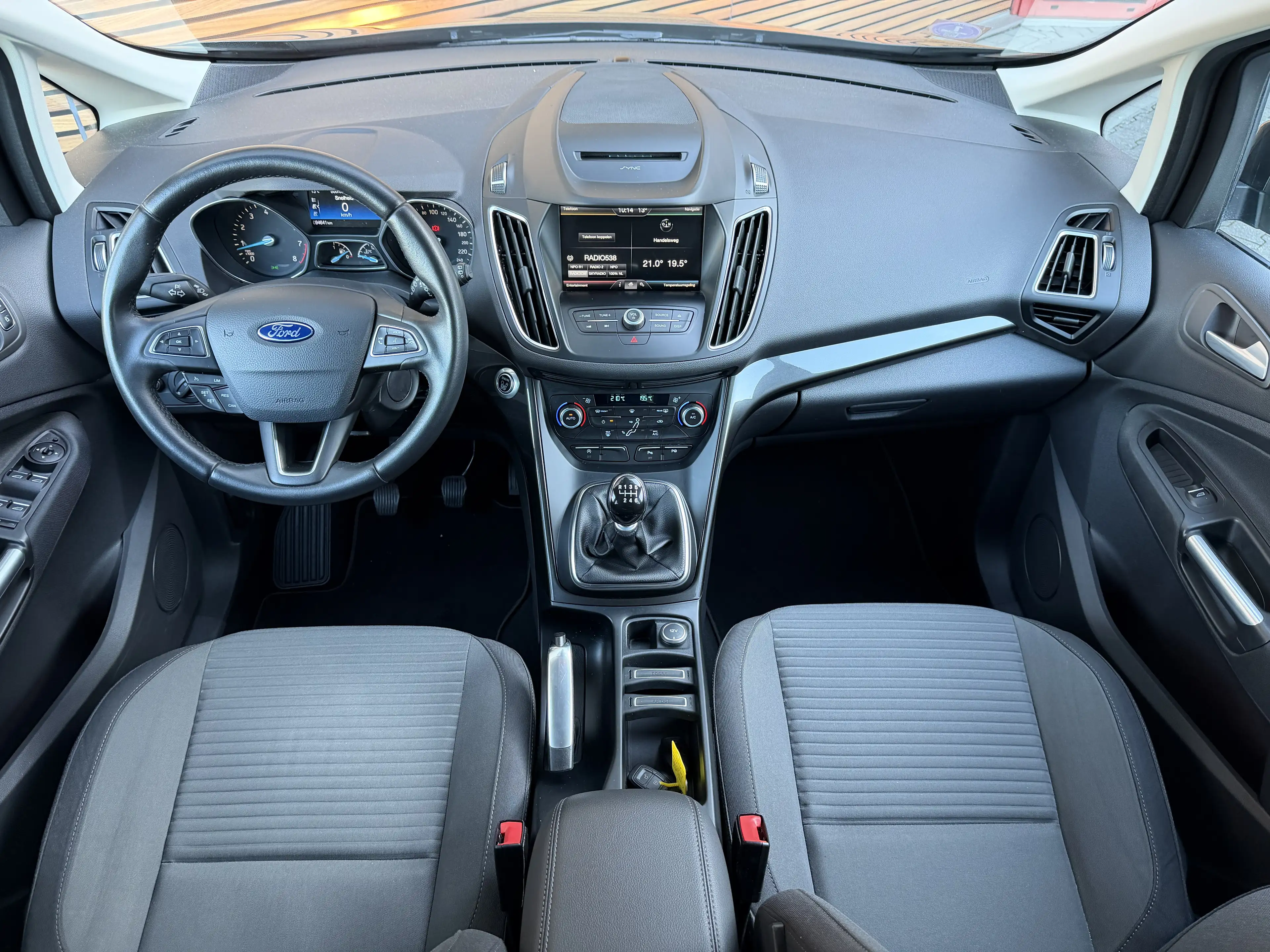 Ford C-Max 1.0 Titanium — photo 2