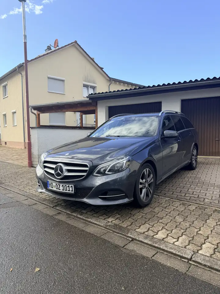 Mercedes-Benz E 300