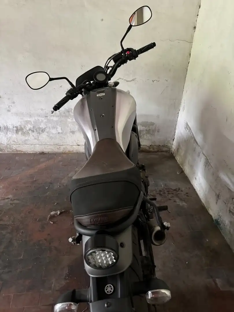 Yamaha XSR 700 Gris - 1