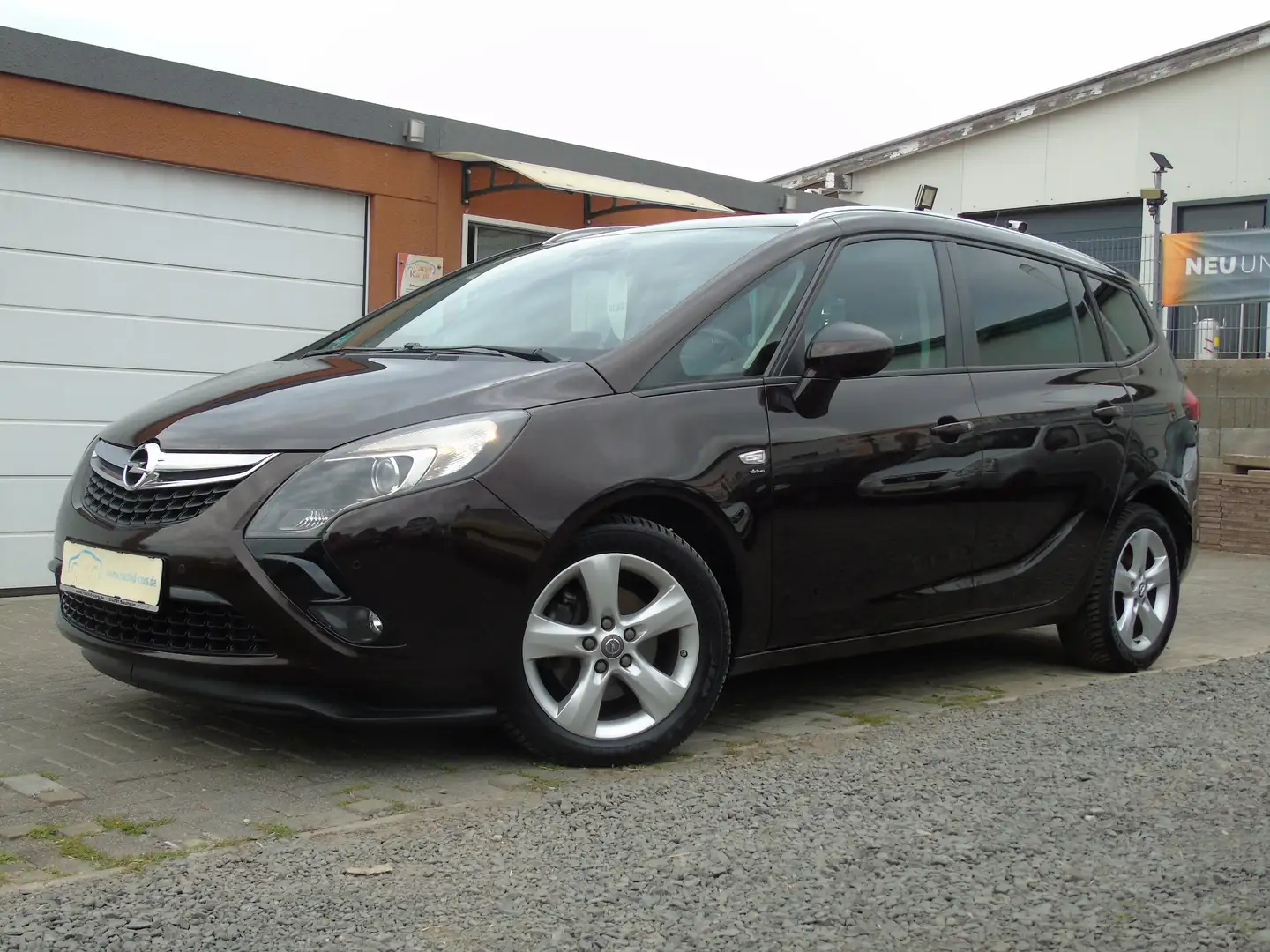 Opel Zafira Tourer DRIVE*2 HAND*6 GANG*EURO 6*136 PS*INSPEKTION NEU.. Brun - 1