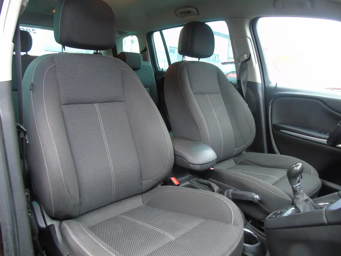 Opel Zafira Tourer DRIVE*2 HAND*6 GANG*EURO 6*136 PS*INSPEKTION NEU.. Brun - 2