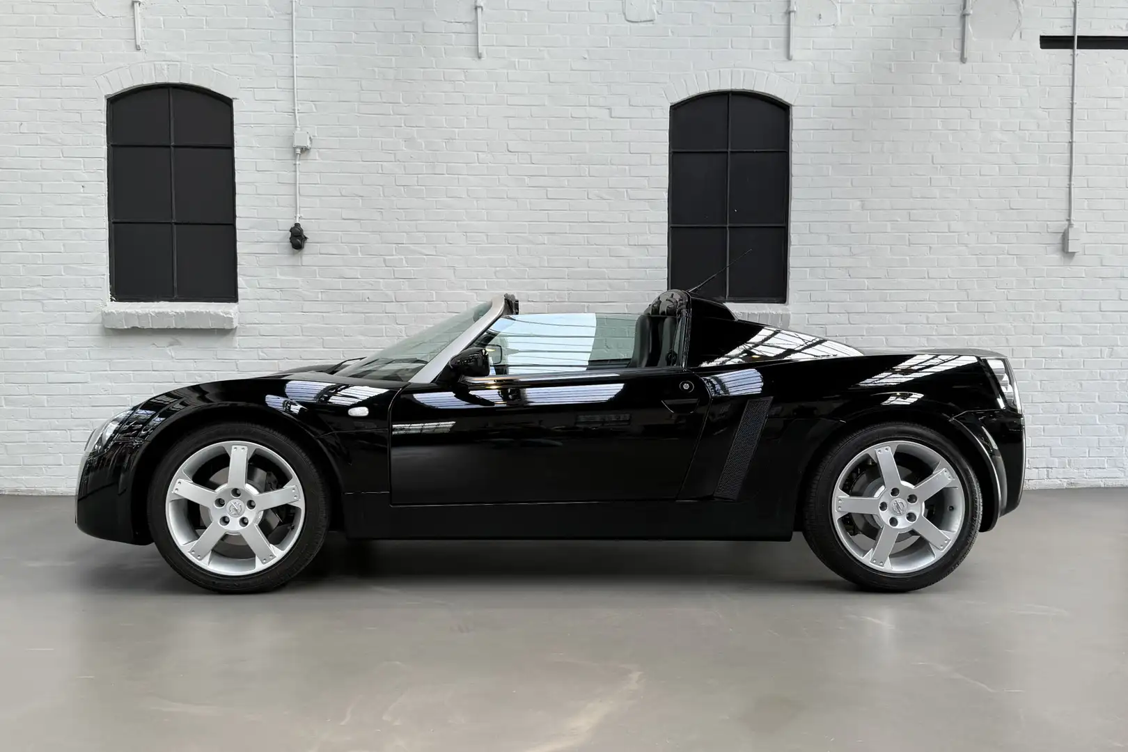 Opel Speedster 2.2-16V ORG. NED. 8.824KM! Nieuwstaat! Noir - 2