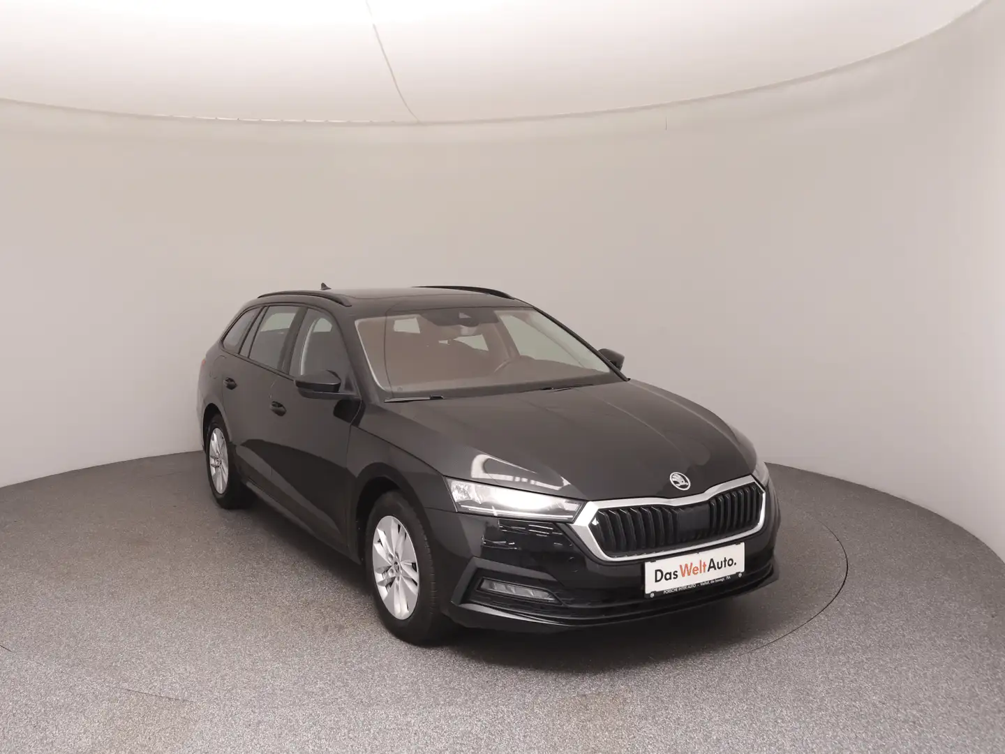 Skoda Octavia Ambition TDI DSG Schwarz - 2
