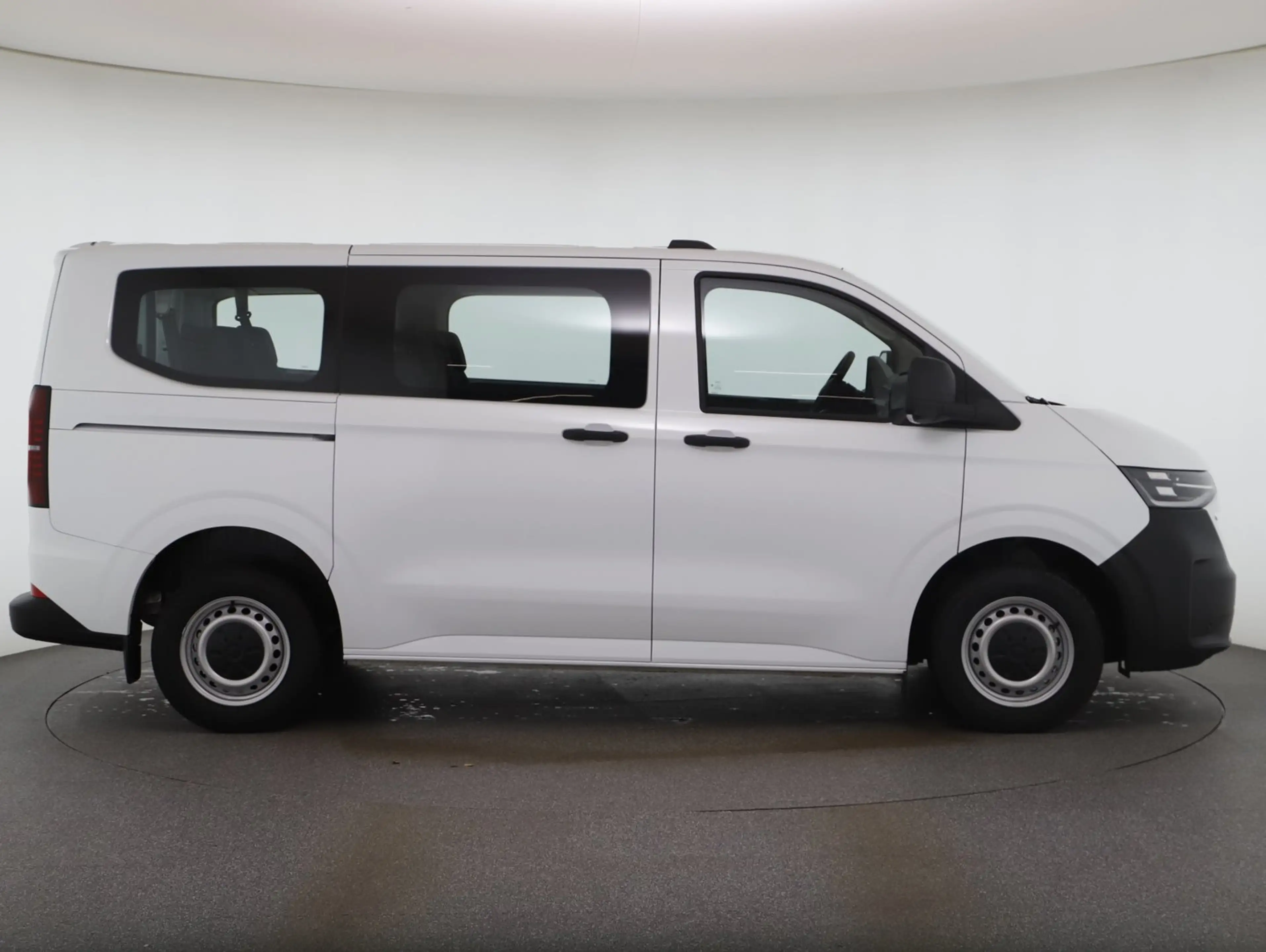 Volkswagen Transporter Kombi TDI — photo 6