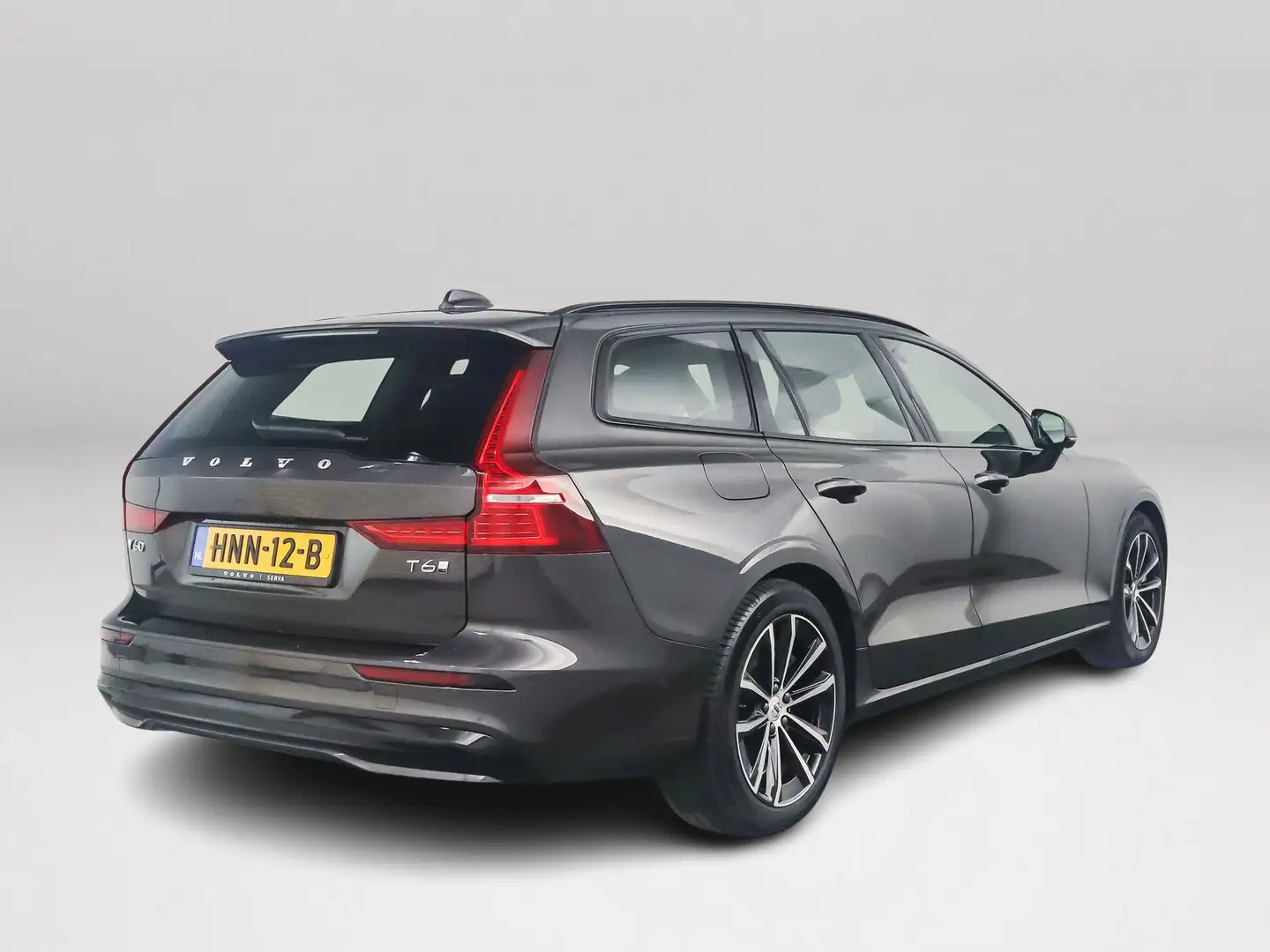 Volvo V60 T6 AWD Plus Dark | 360° camera | Harman Kardon | S Gris - 2