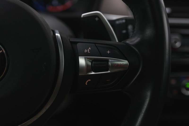 BMW X2 sDrive20i High Executive Automaat /  Panoramadak / — photo 14