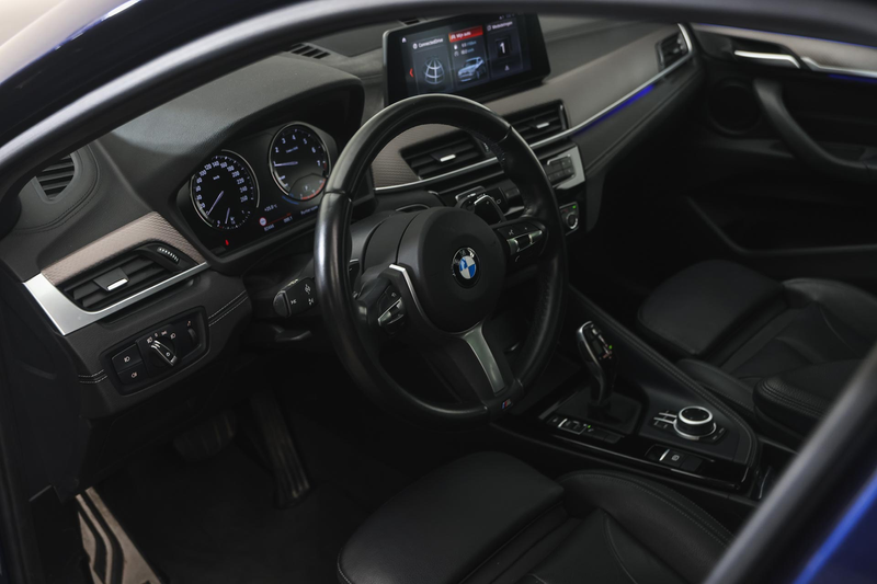 BMW X2 sDrive20i High Executive Automaat /  Panoramadak / — photo 9