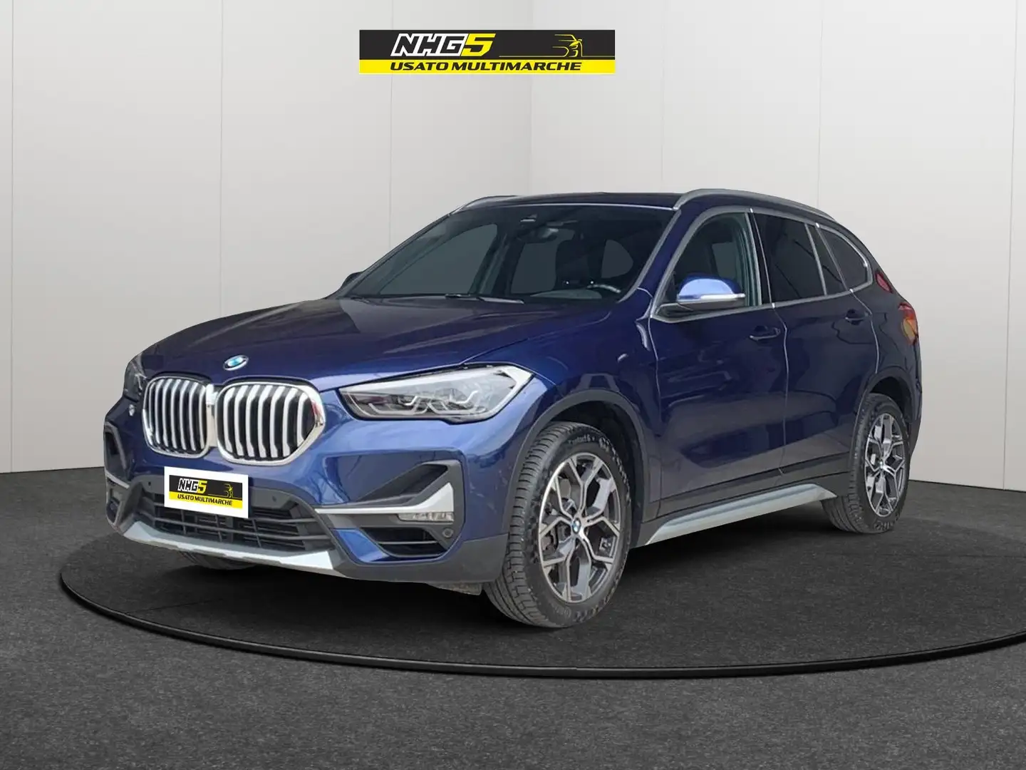 BMW X1 sDrive18i xLine Blau - 1