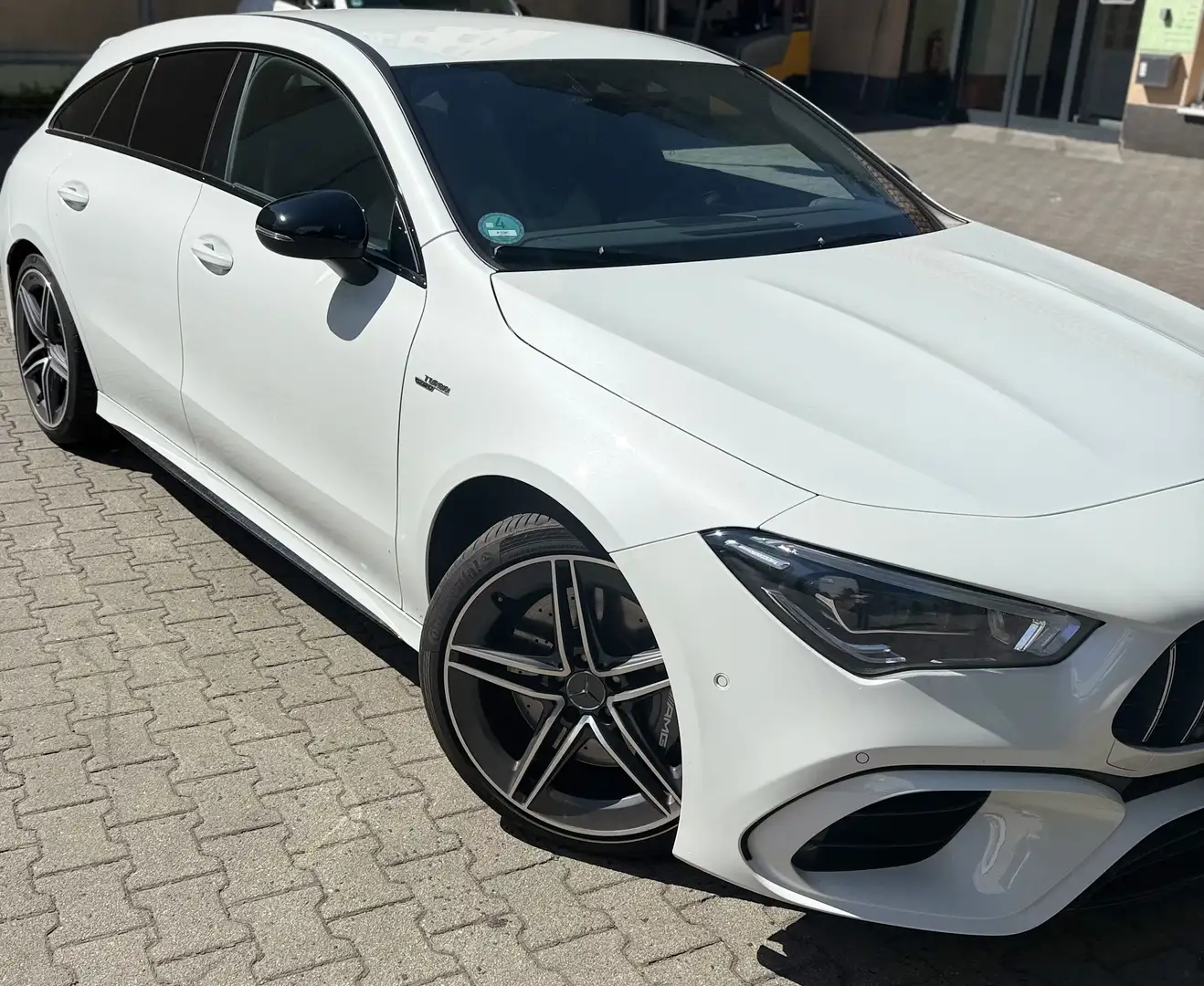 Mercedes-Benz CLA 45 AMG 4Matic+ Shooting B Speedsh 8G-DCT - 2