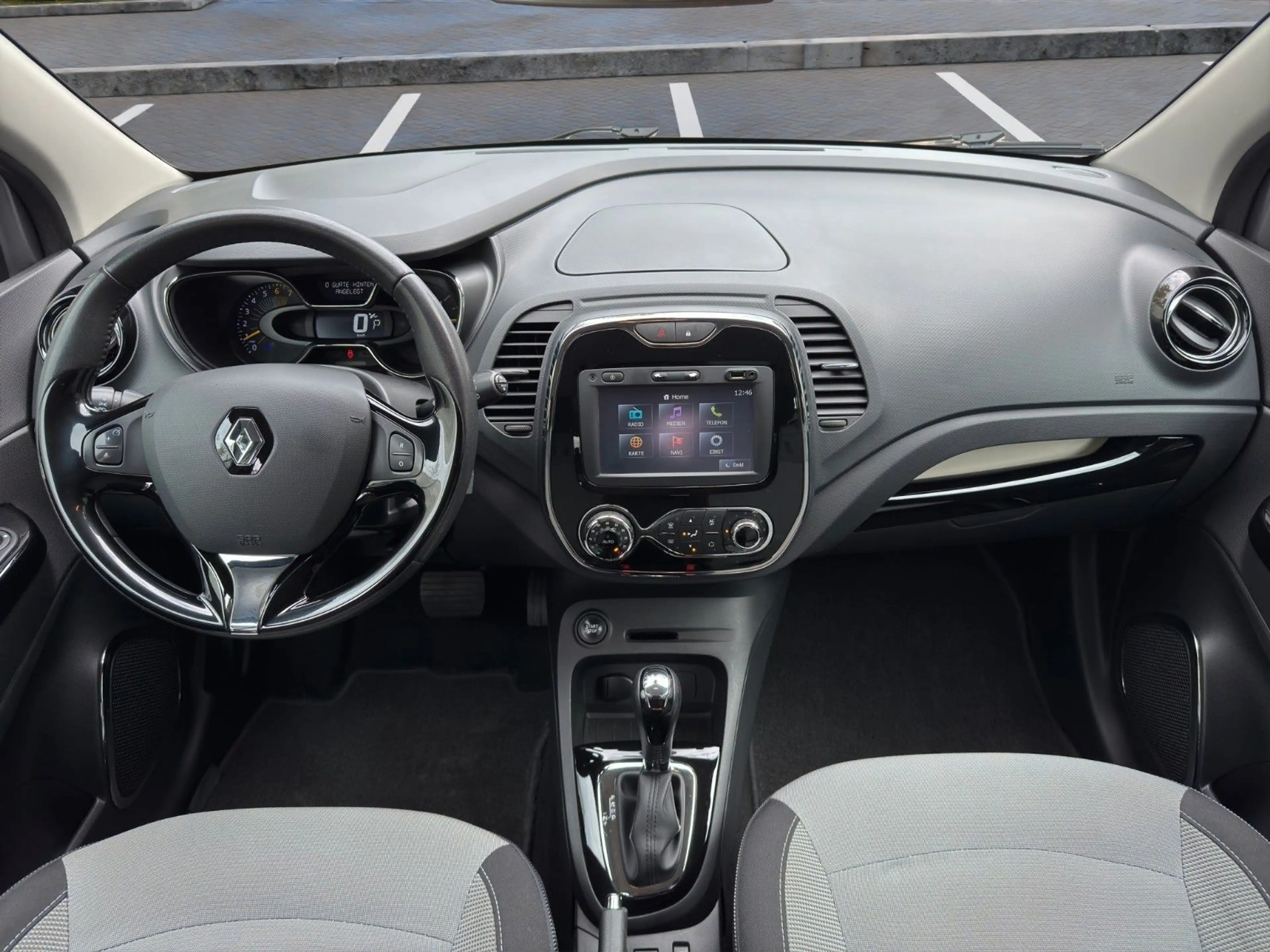 Renault Captur Luxe (Tüv und Service Neu) — photo 13
