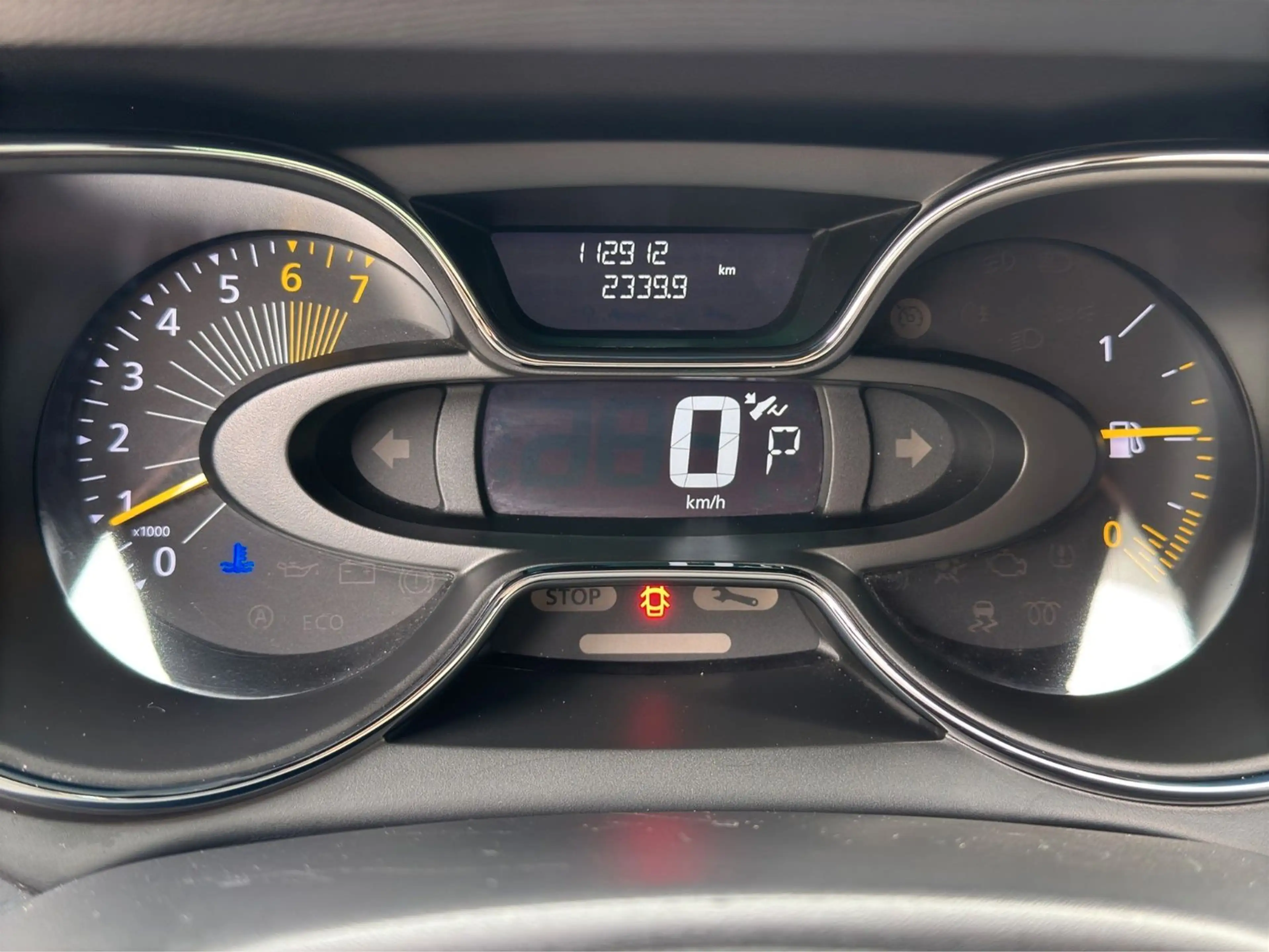 Renault Captur Luxe (Tüv und Service Neu) — photo 12