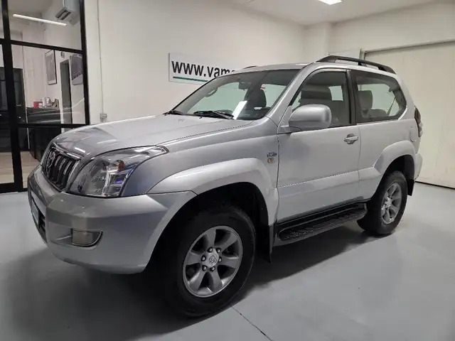 Toyota Land Cruiser 3.0 D-4D 16V cat UNICOPROPIETARIO