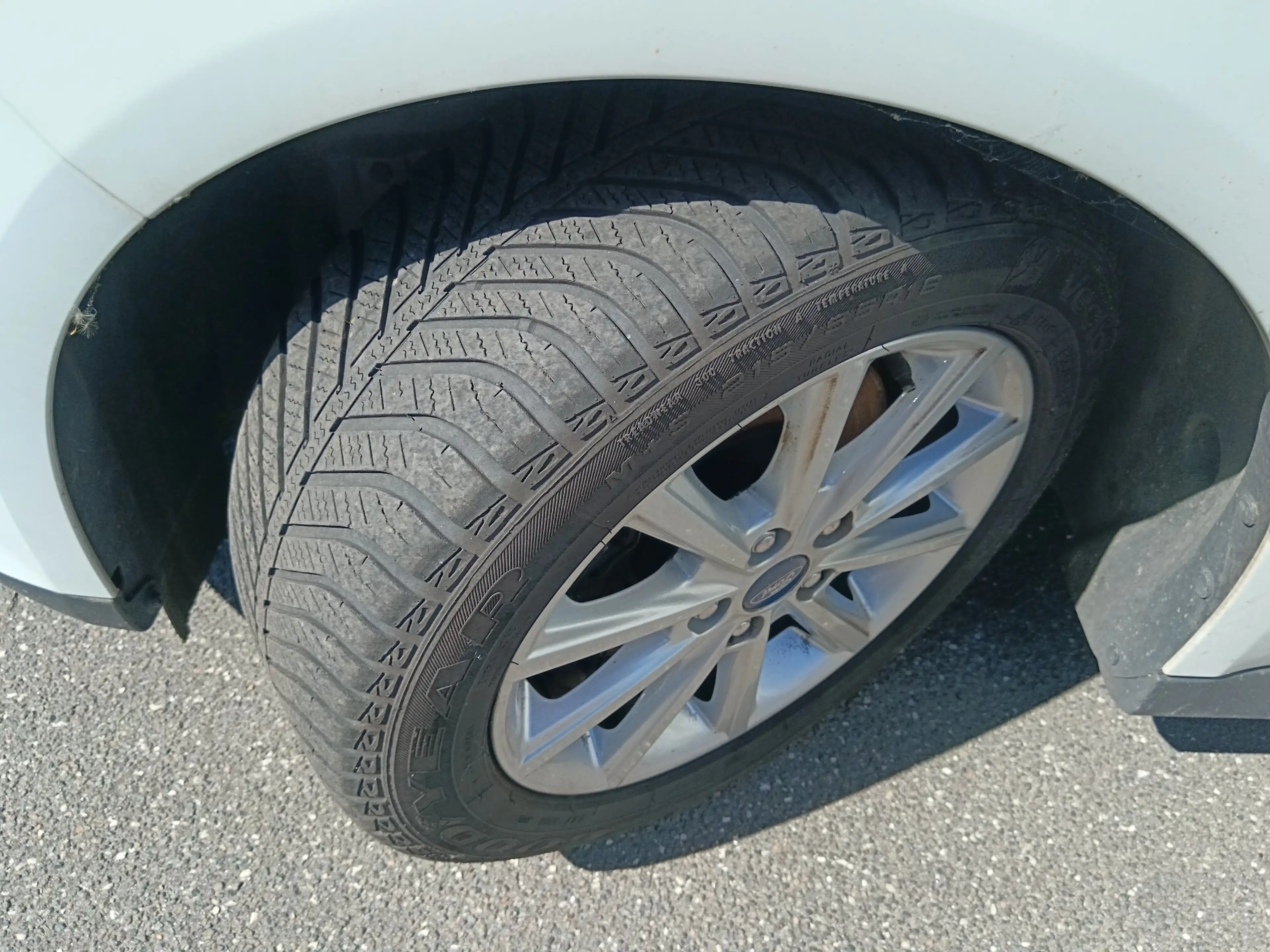Ford Grand C-Max Titanium — photo 8